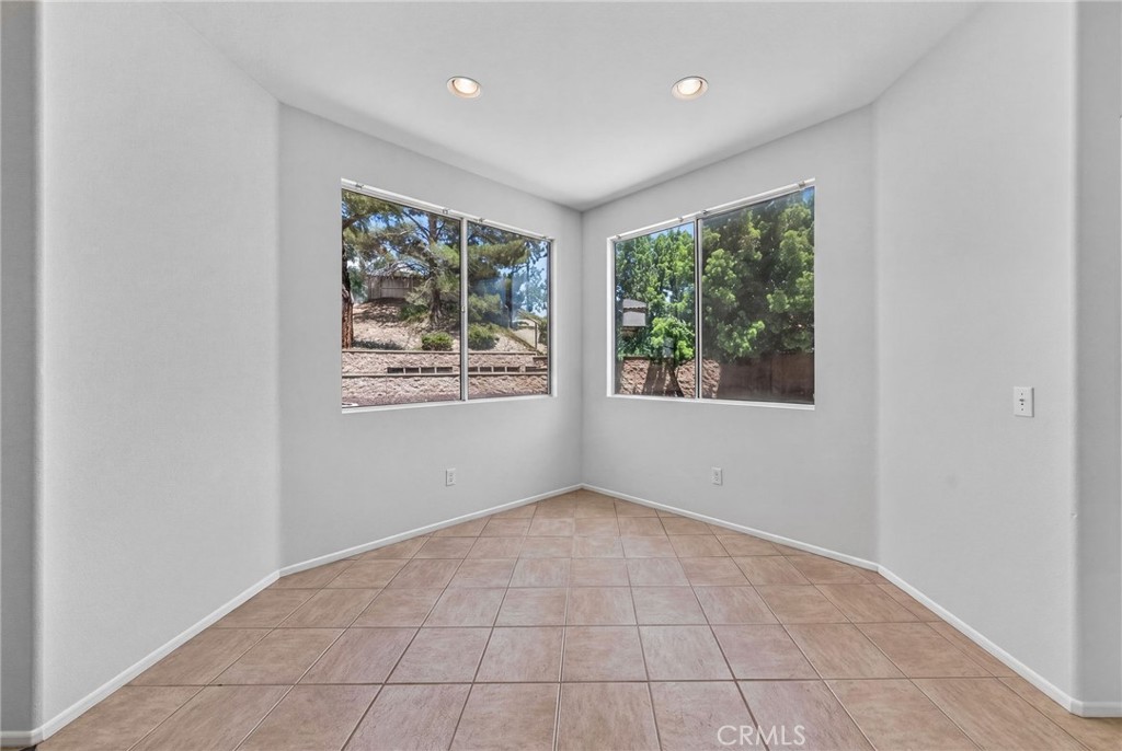39977 Chalon Court