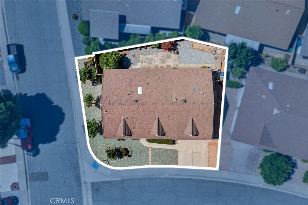 1240 W Montrose Avenue