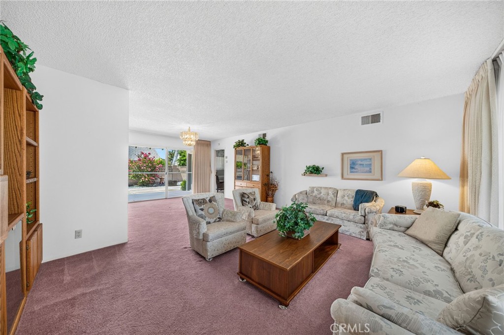 1240 W Montrose Avenue