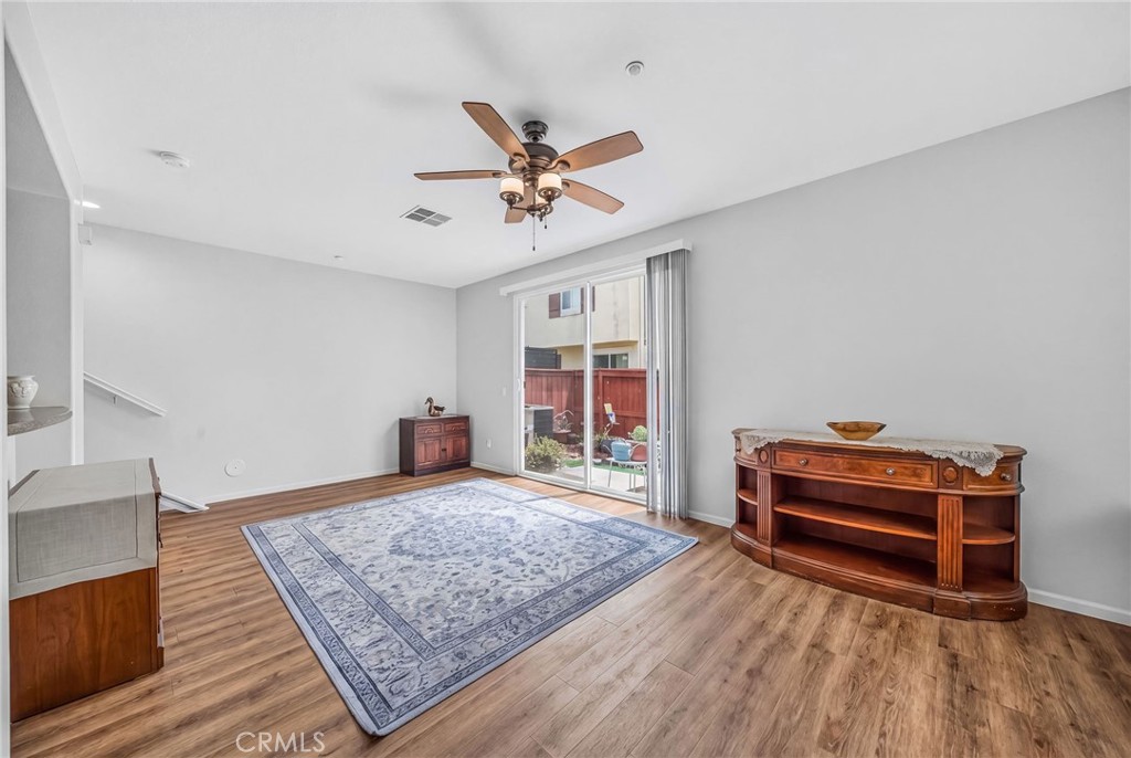 27571 Darrington Avenue 2