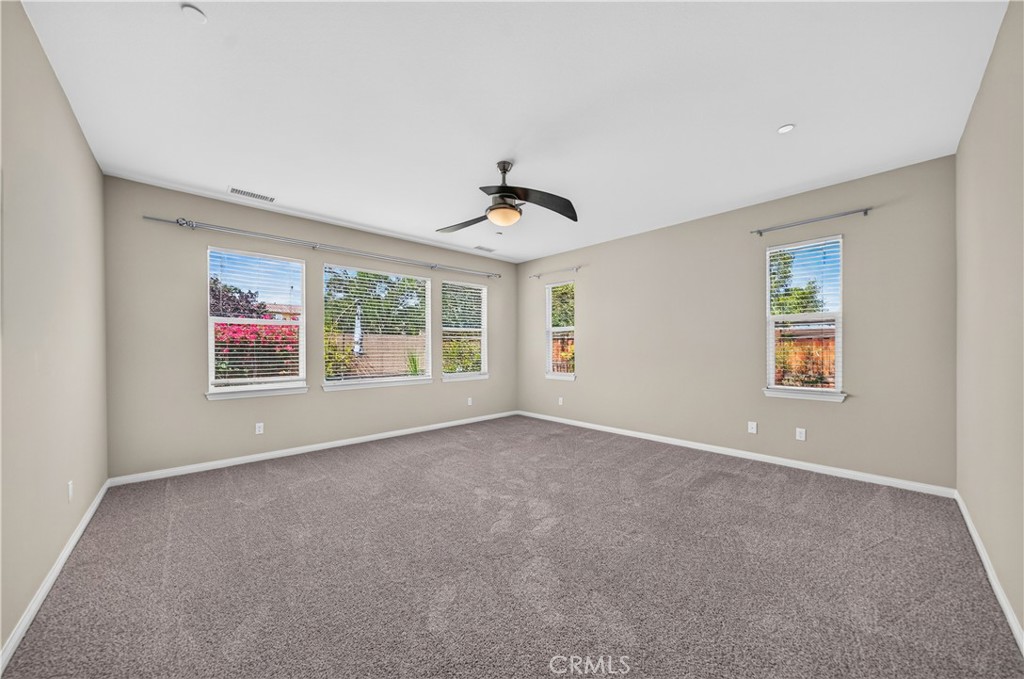29898 Boathouse Cove