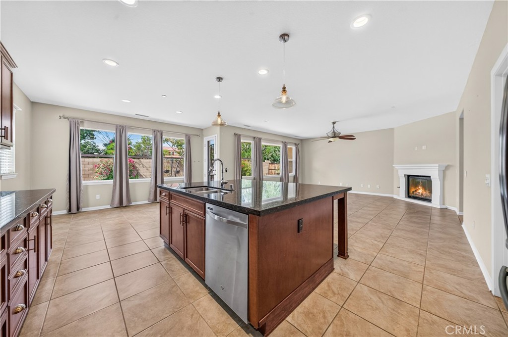 29898 Boathouse Cove