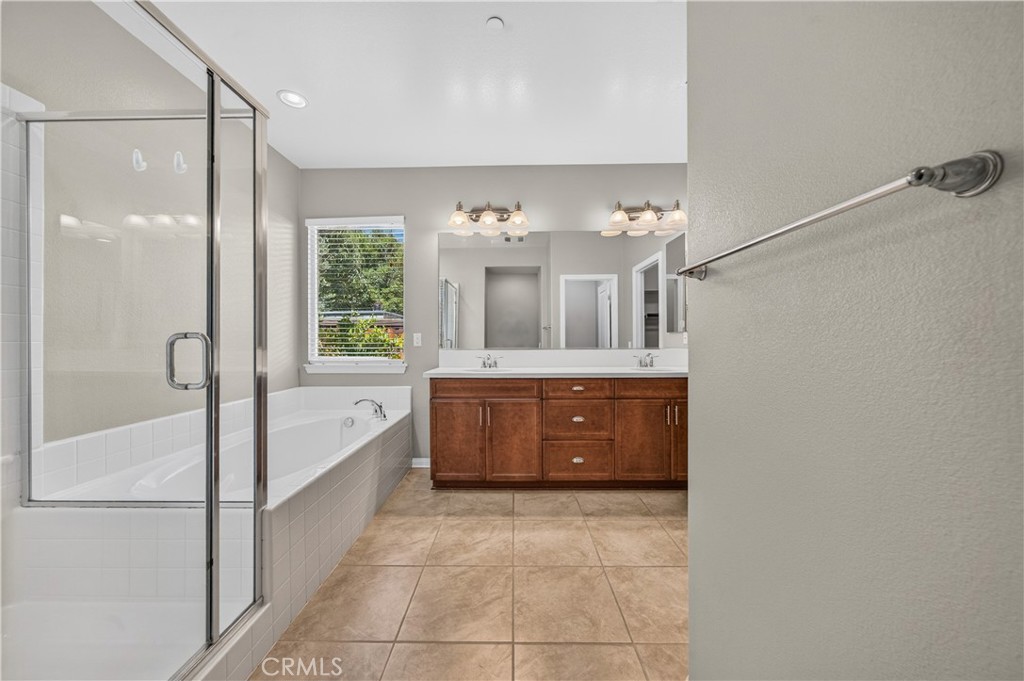 29898 Boathouse Cove