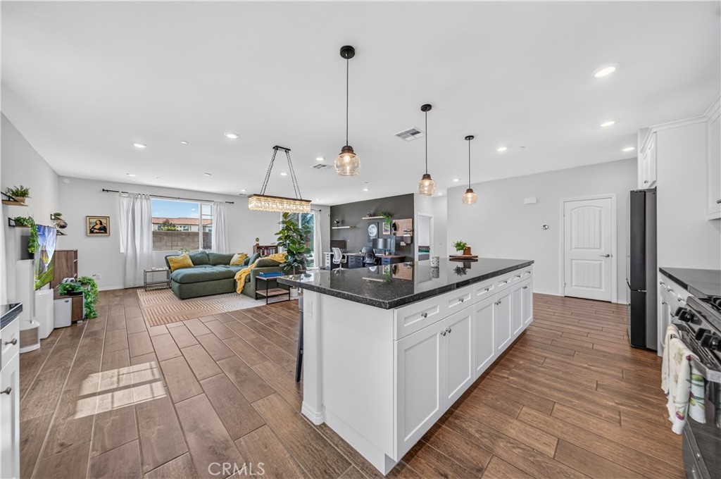 29877 Solardo Drive