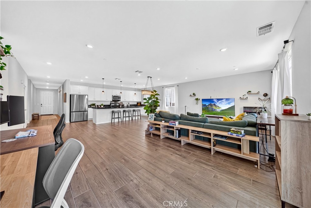 29877 Solardo Drive