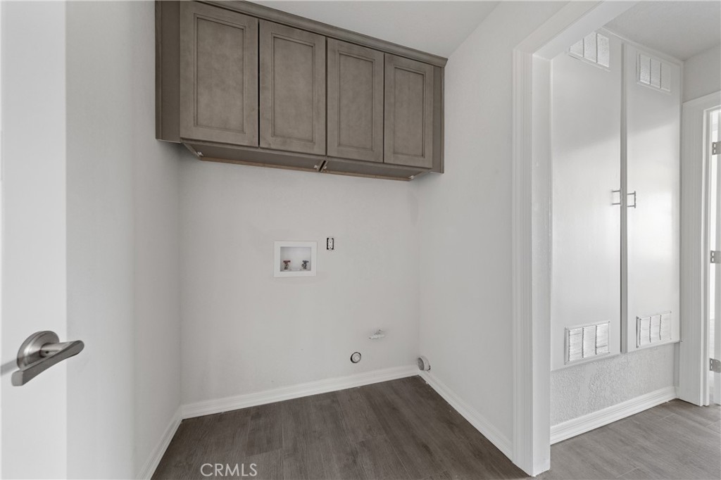 9607 Oakmount