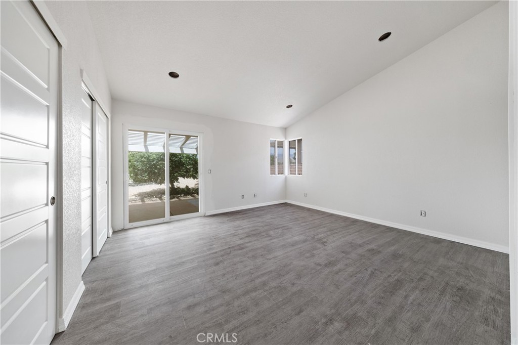 9607 Oakmount