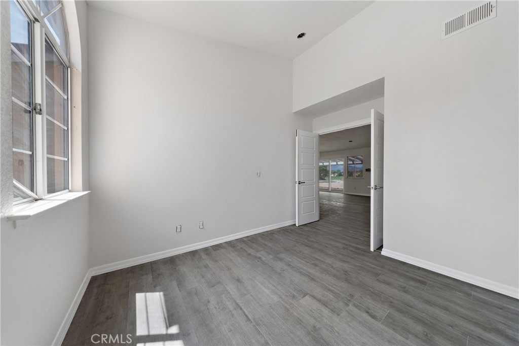 9607 Oakmount