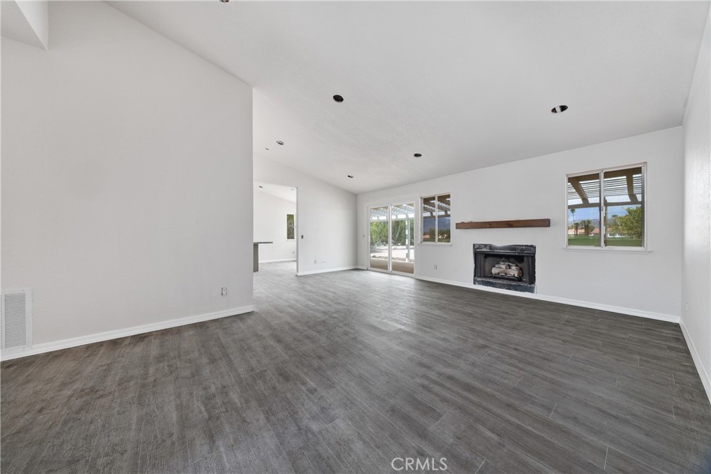 9607 Oakmount