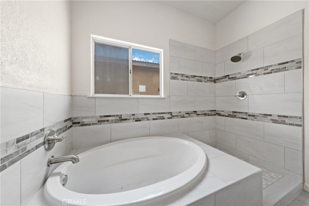 9607 Oakmount