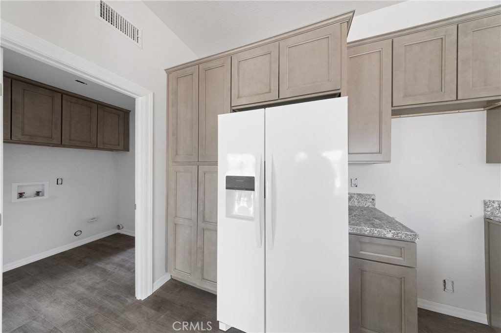 9607 Oakmount
