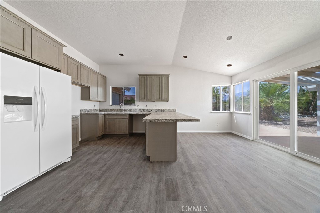 9607 Oakmount