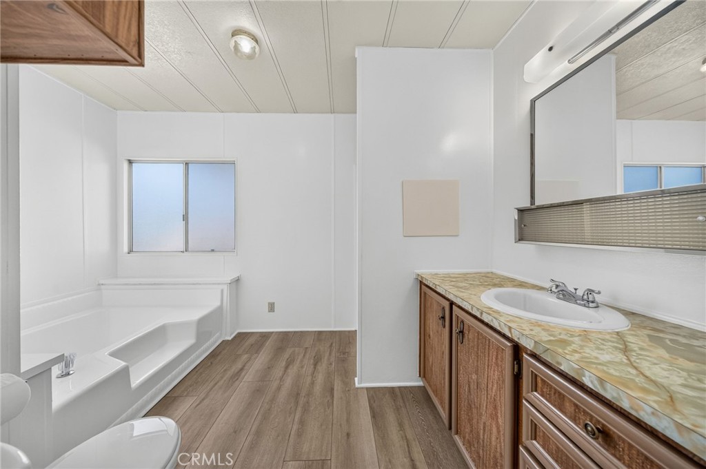601 N Kirby 291
