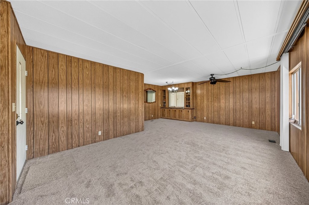 601 N Kirby 291