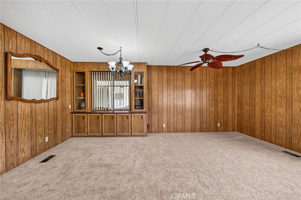 601 N Kirby 291