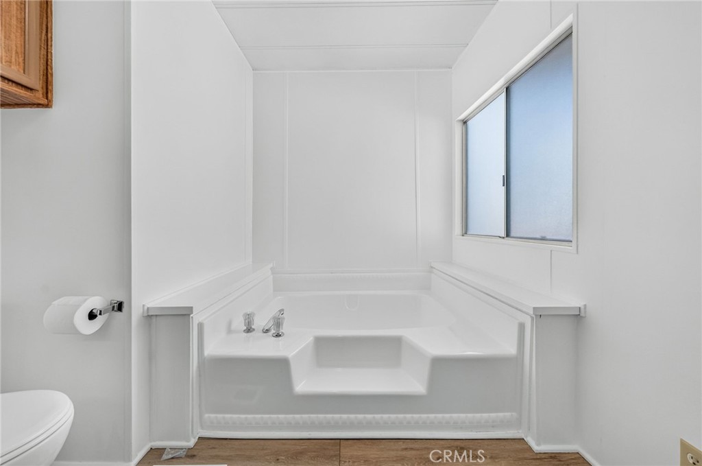 601 N Kirby 291