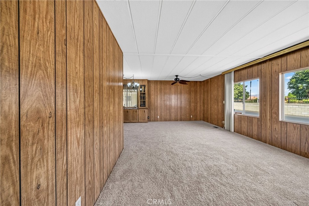 601 N Kirby 291