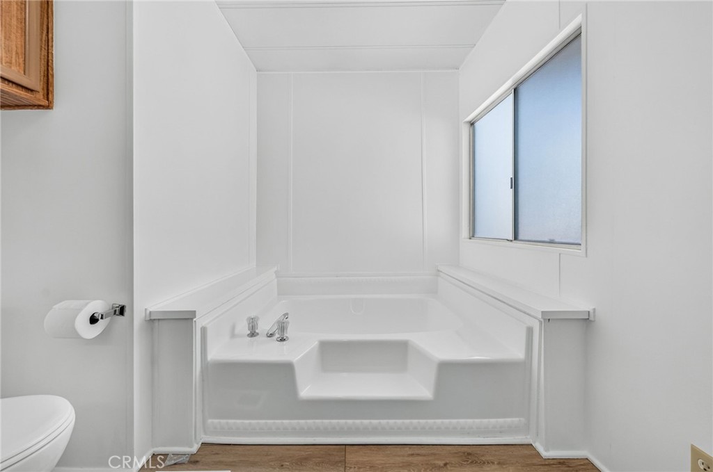 601 N Kirby 291