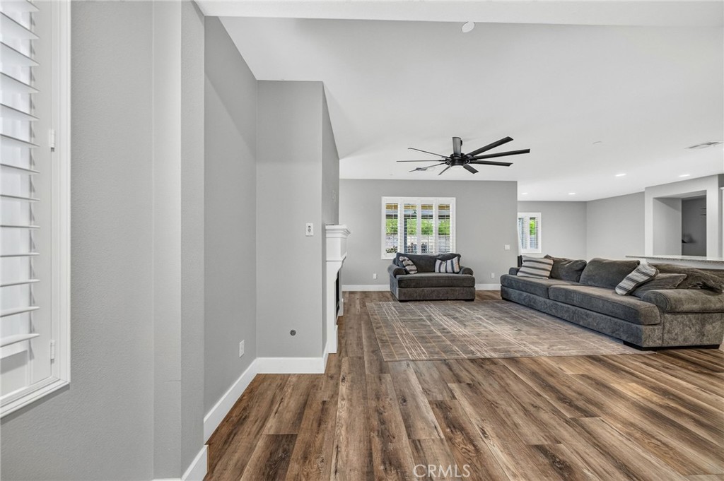 24537 Stargazer Way