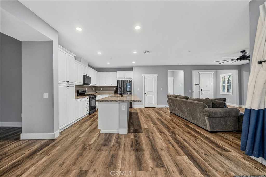 24537 Stargazer Way