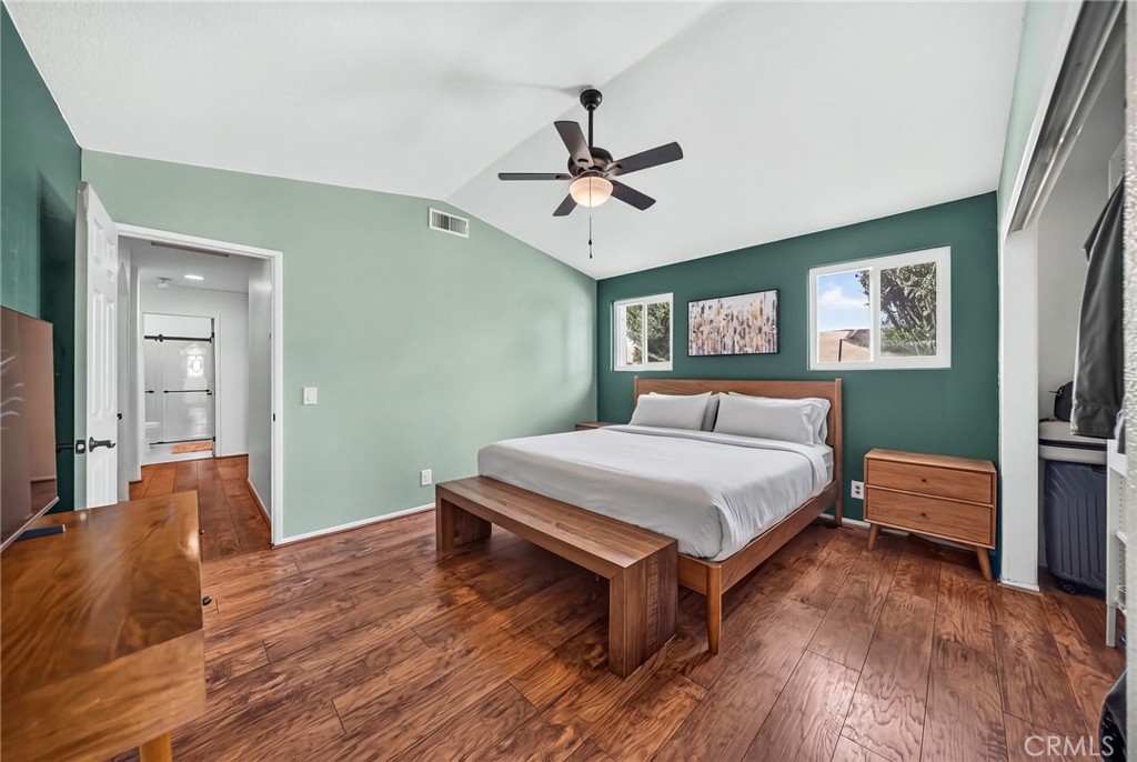 25992 Country Walk Lane