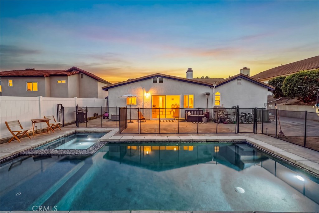 25992 Country Walk Lane