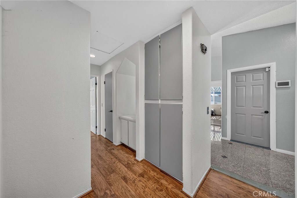 25992 Country Walk Lane