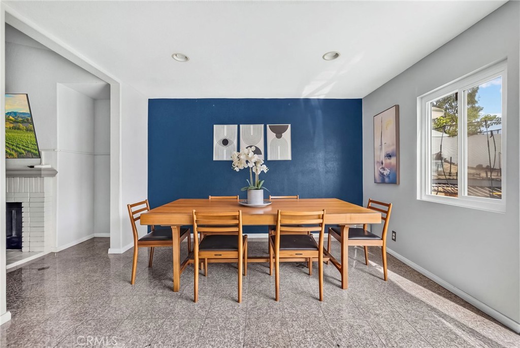 25992 Country Walk Lane