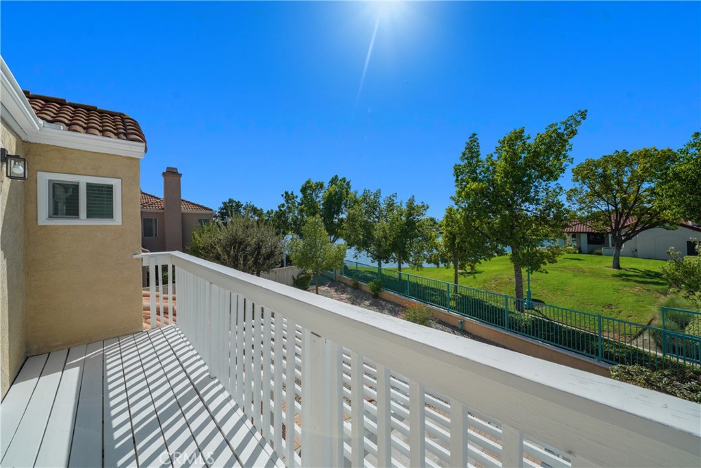 30055 Calle Belcanto