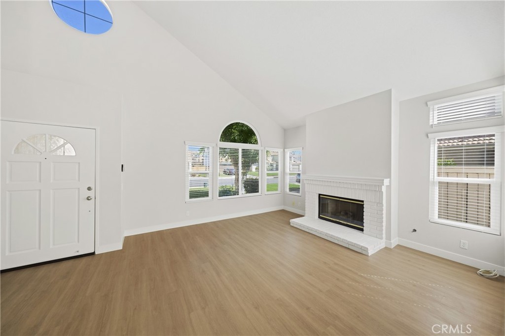 30055 Calle Belcanto