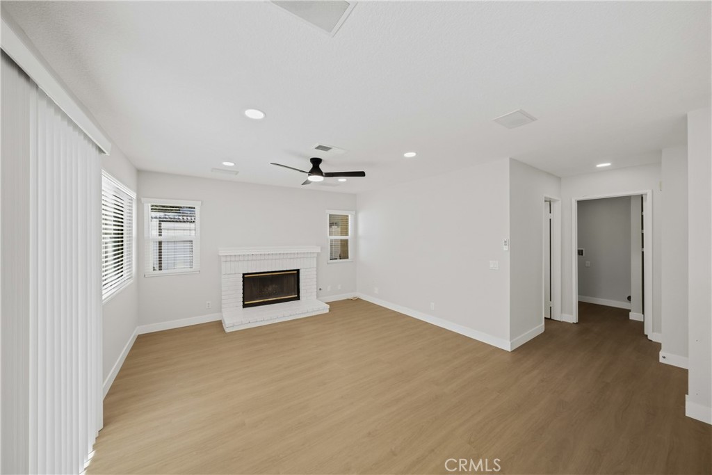 30055 Calle Belcanto