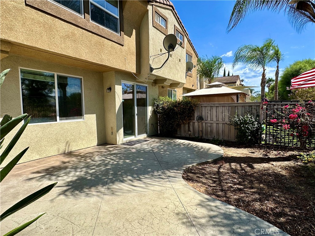 25192 Meadow Walk 1