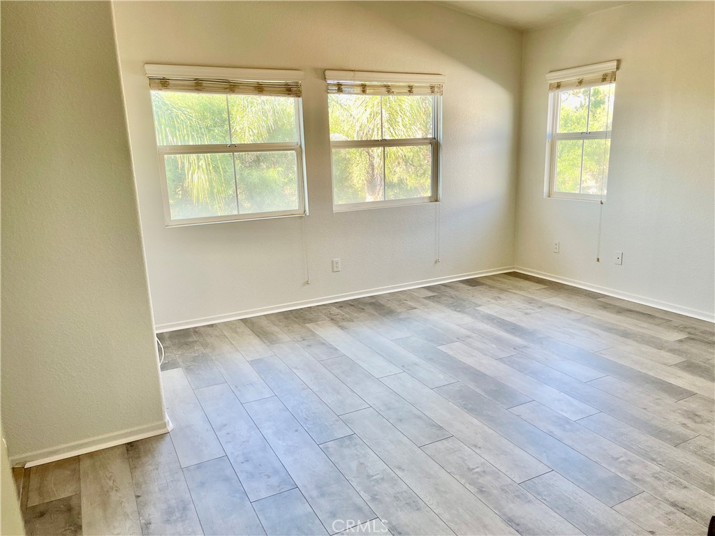 25192 Meadow Walk 1