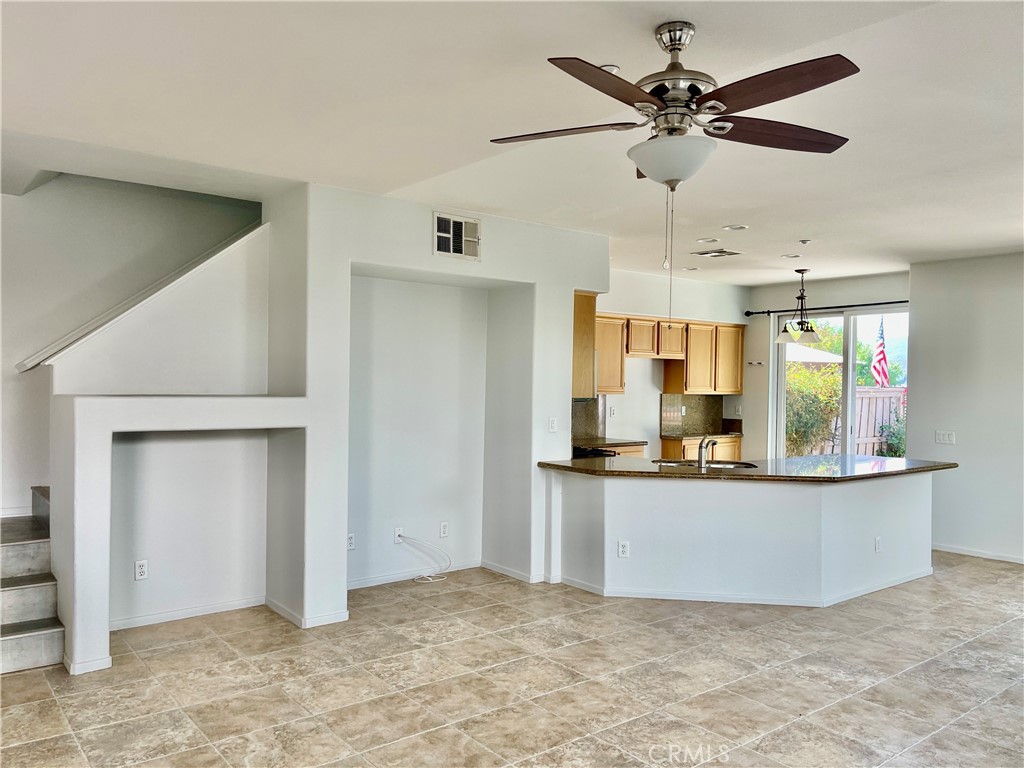 25192 Meadow Walk 1