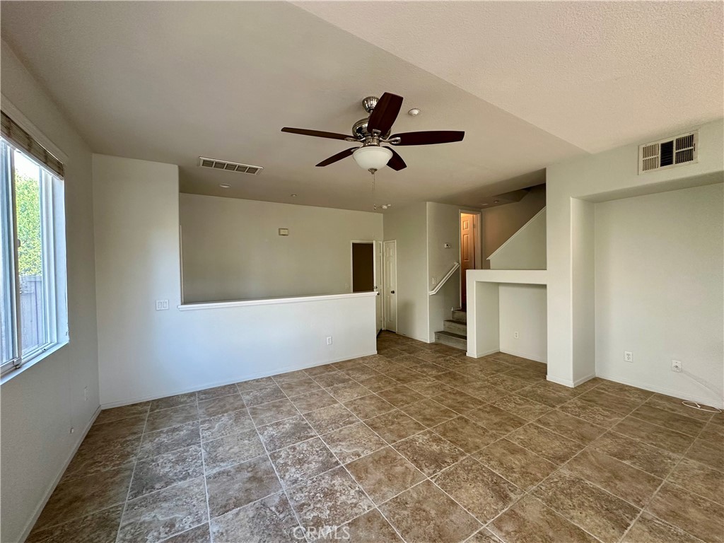 25192 Meadow Walk 1