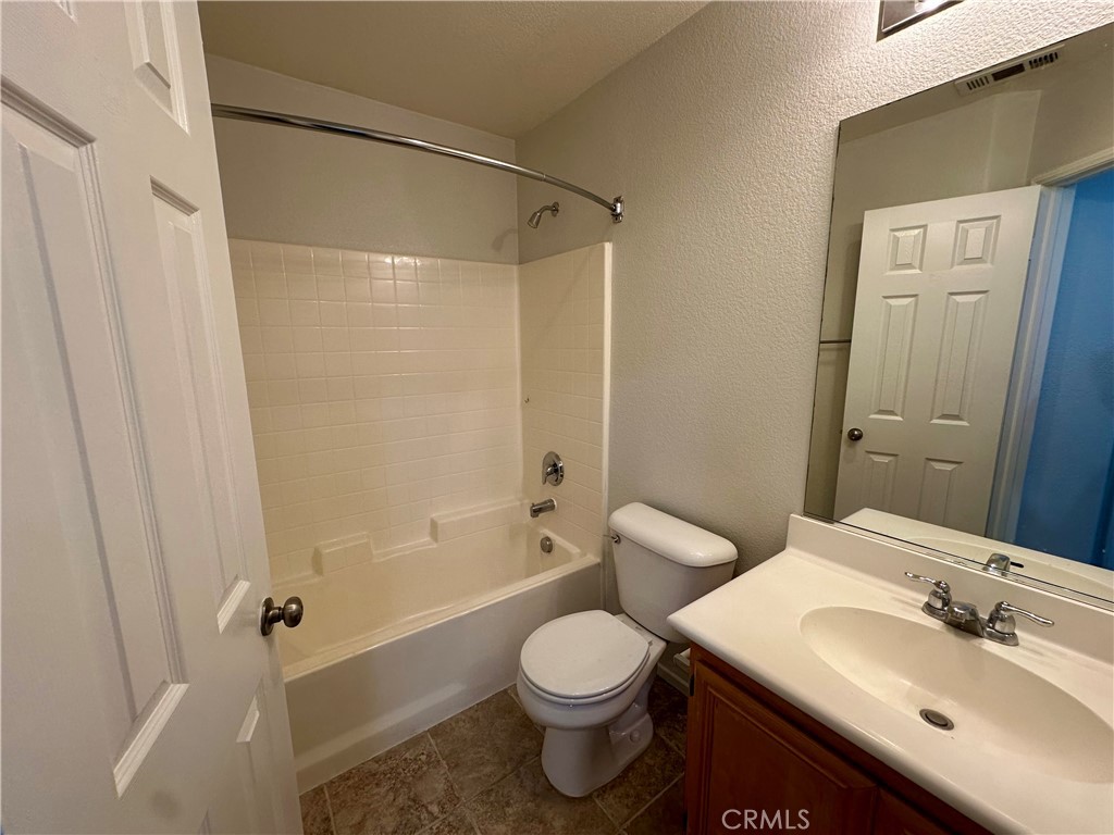 25192 Meadow Walk 1