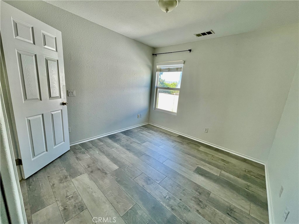 25192 Meadow Walk 1