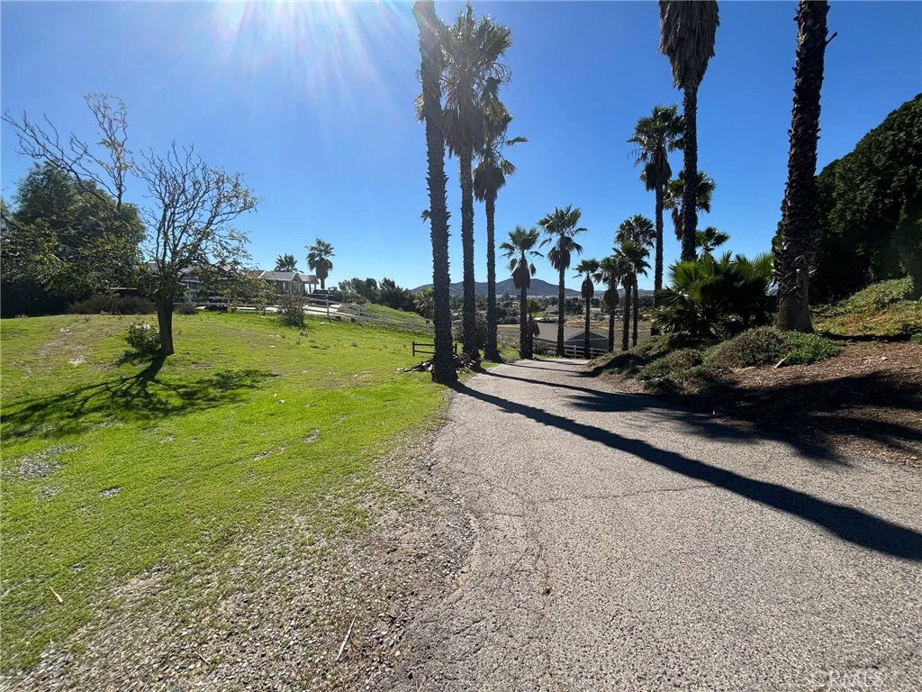27880 Whittier