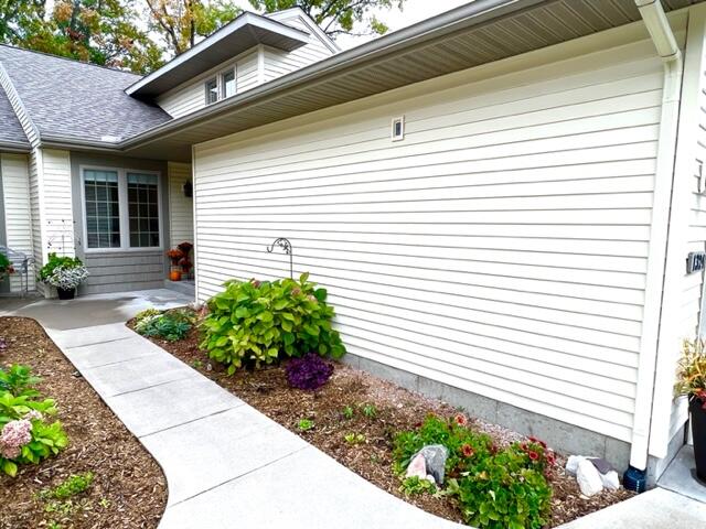 1324 N Timberview Drive