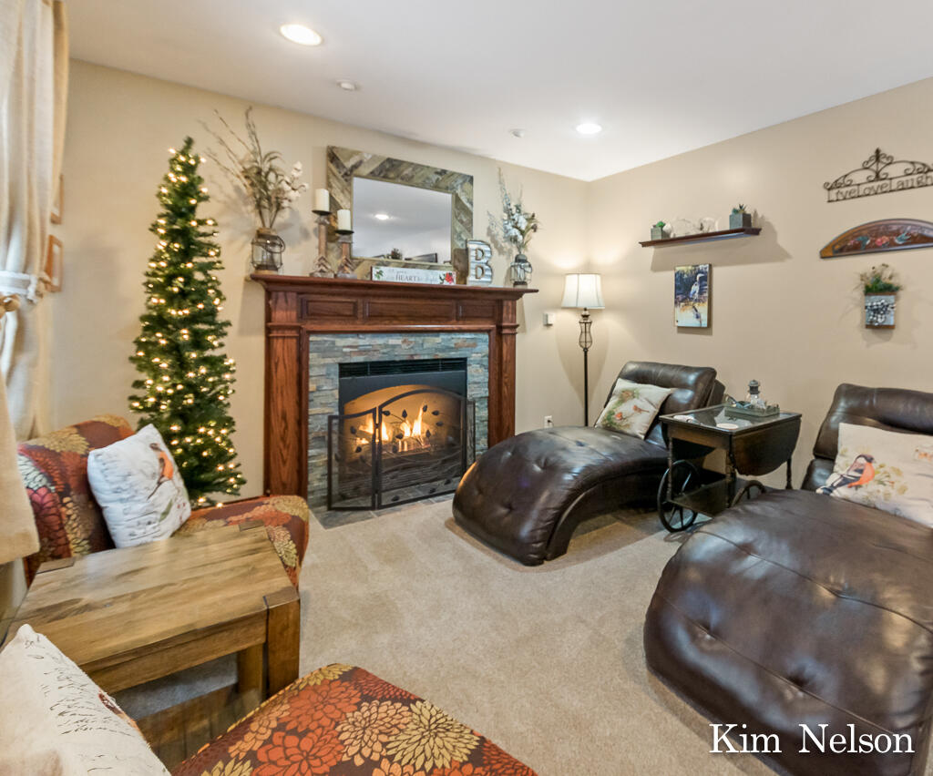 1423 Carleton Street