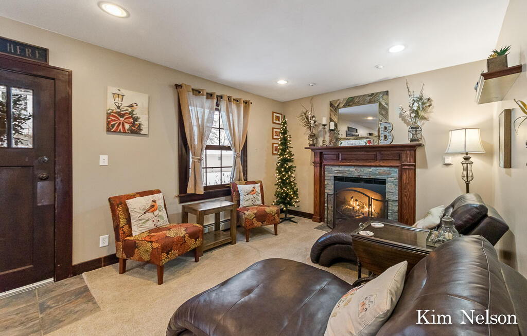 1423 Carleton Street