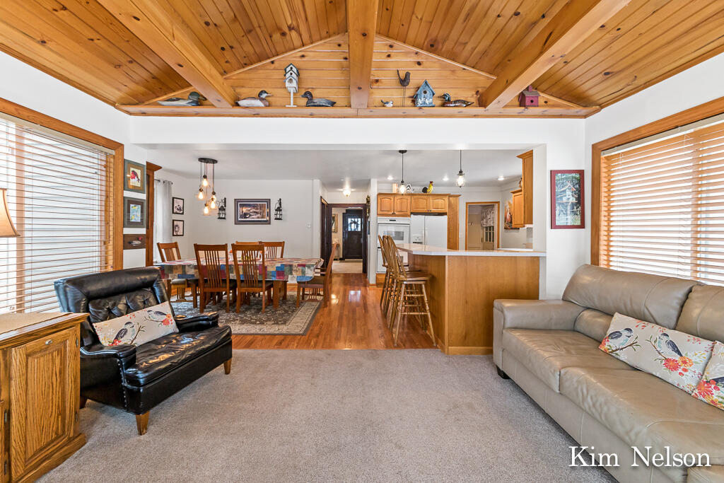 1423 Carleton Street