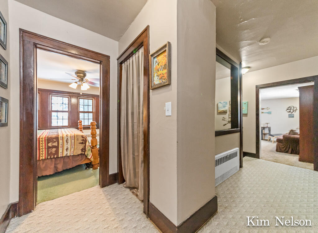 1423 Carleton Street