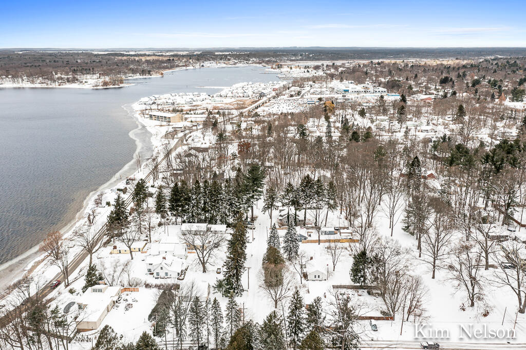 1423 Carleton Street