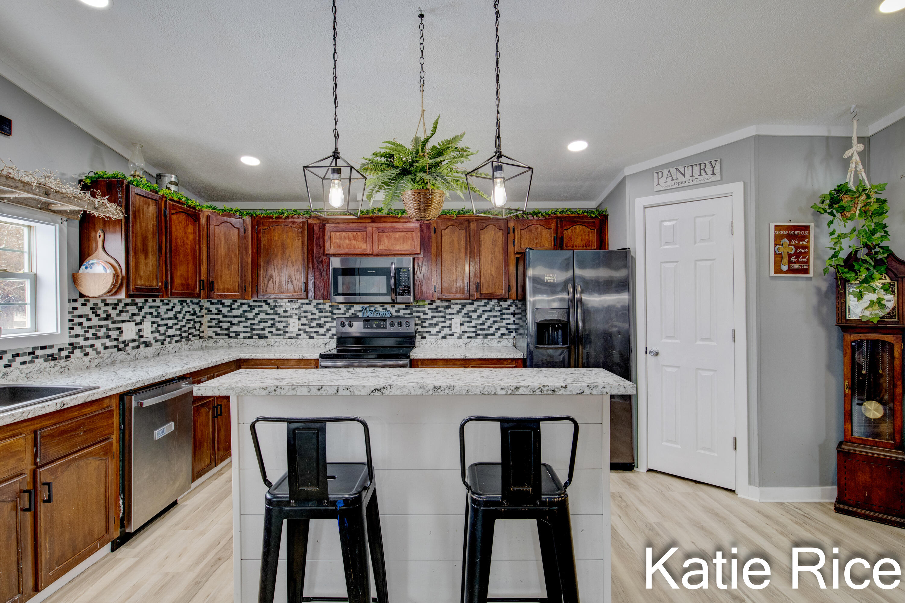 7110 Meinert Park Road