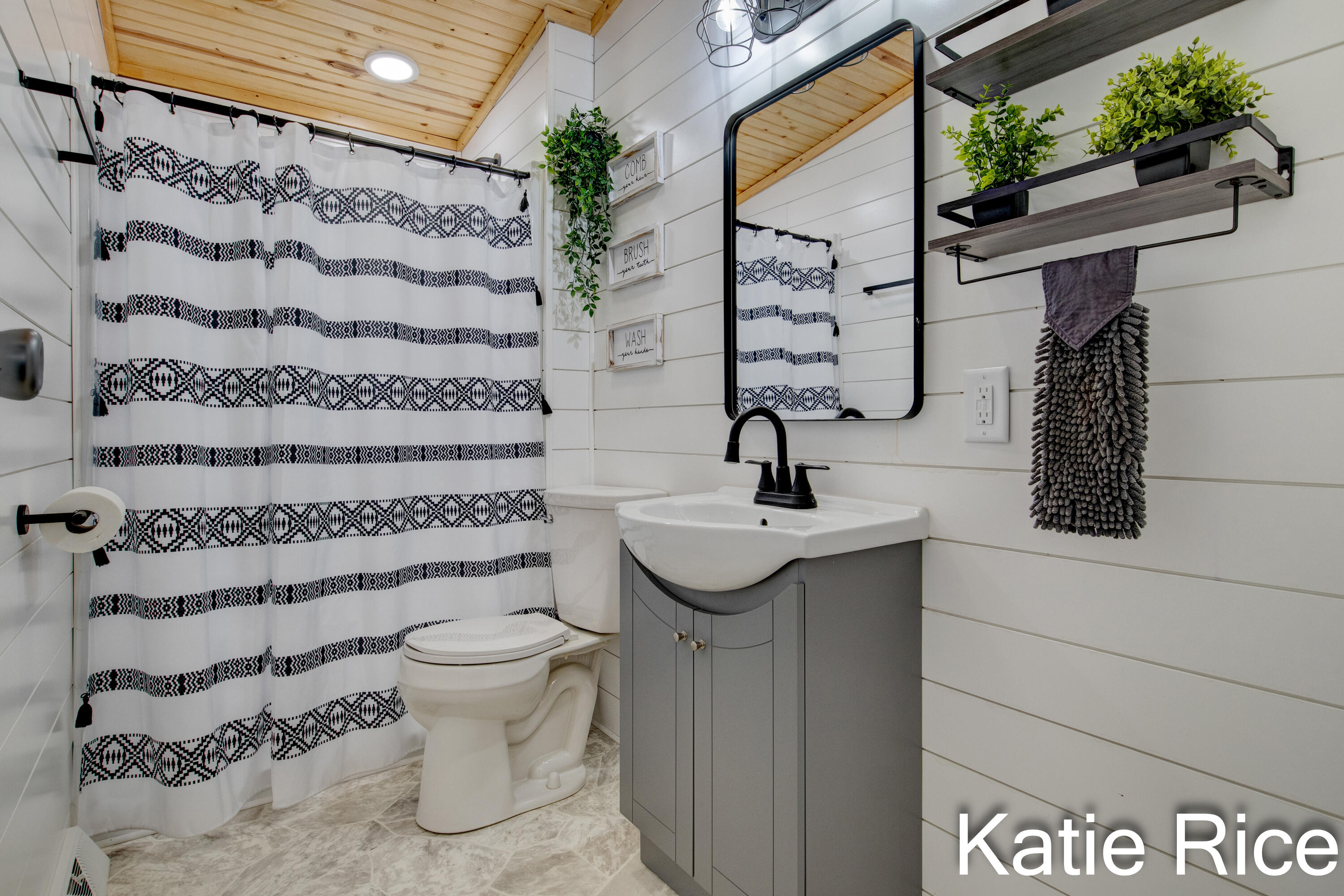 7110 Meinert Park Road