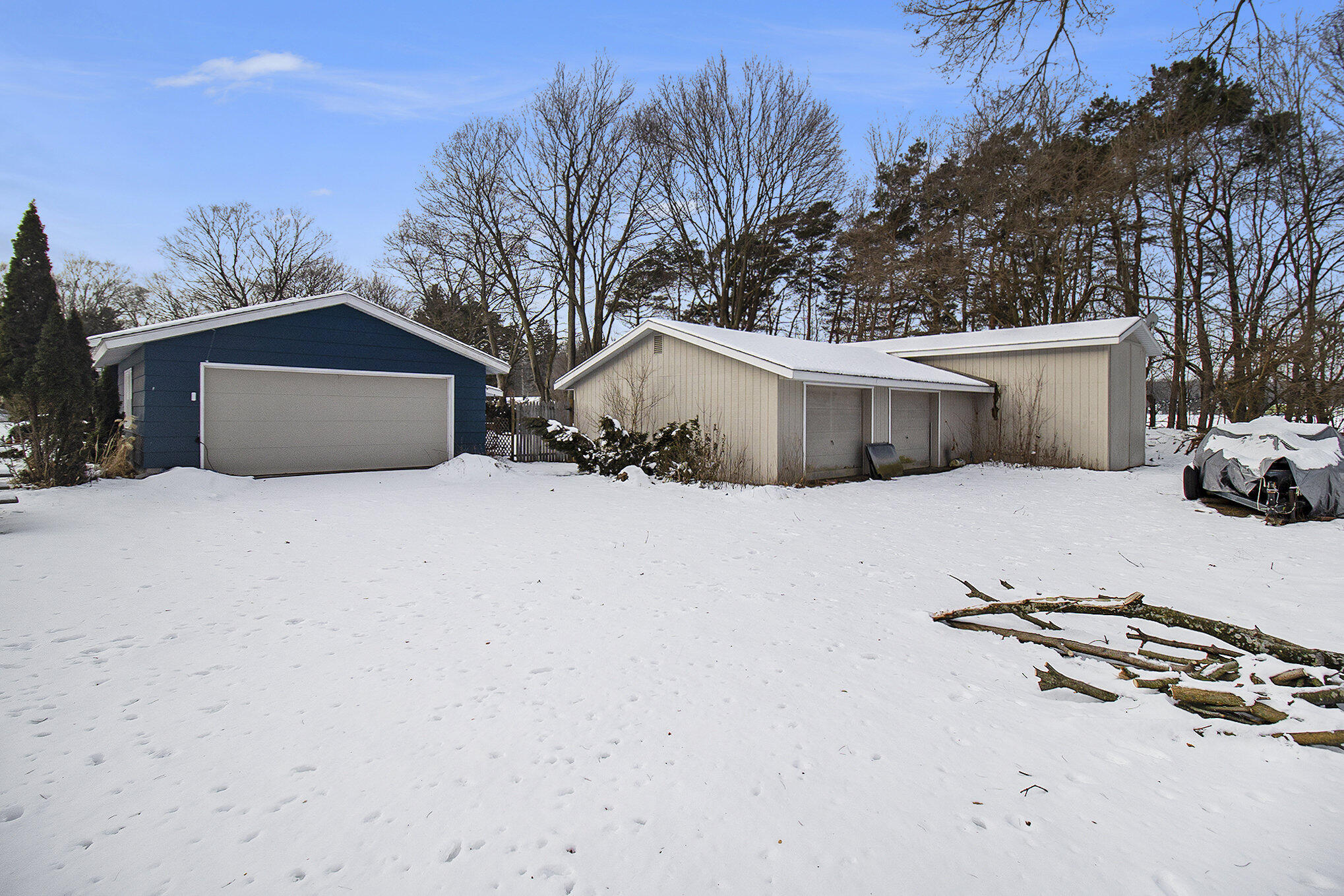 9077 Pinebrook Drive