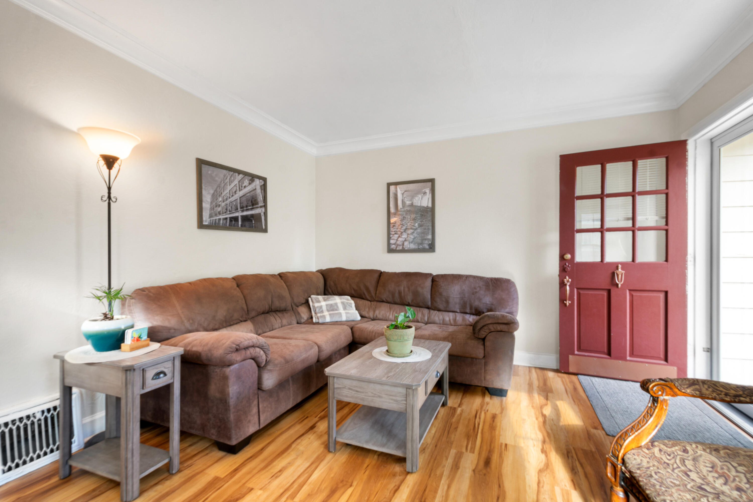 969 W Southern Avenue