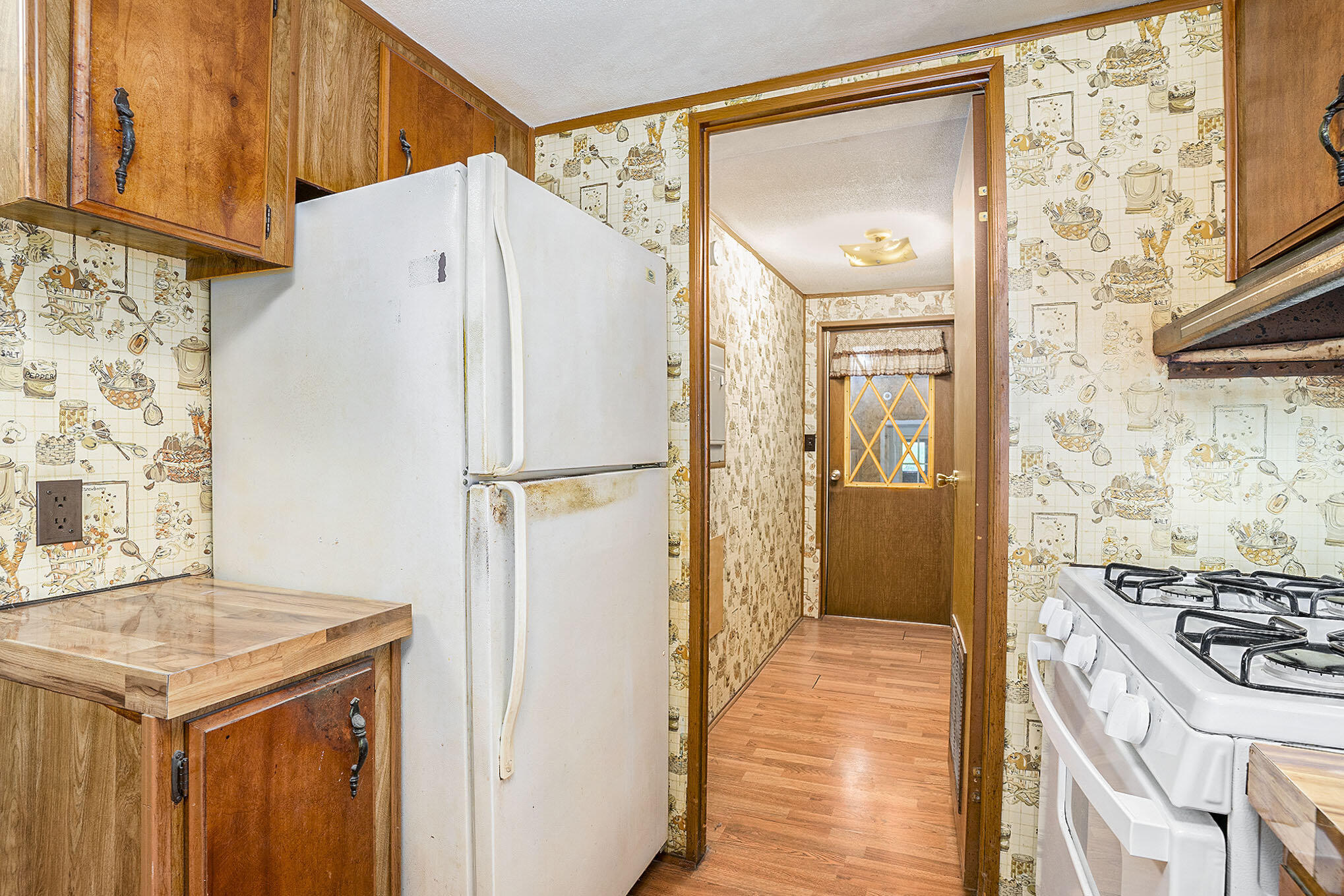 3737 Cloverville Road