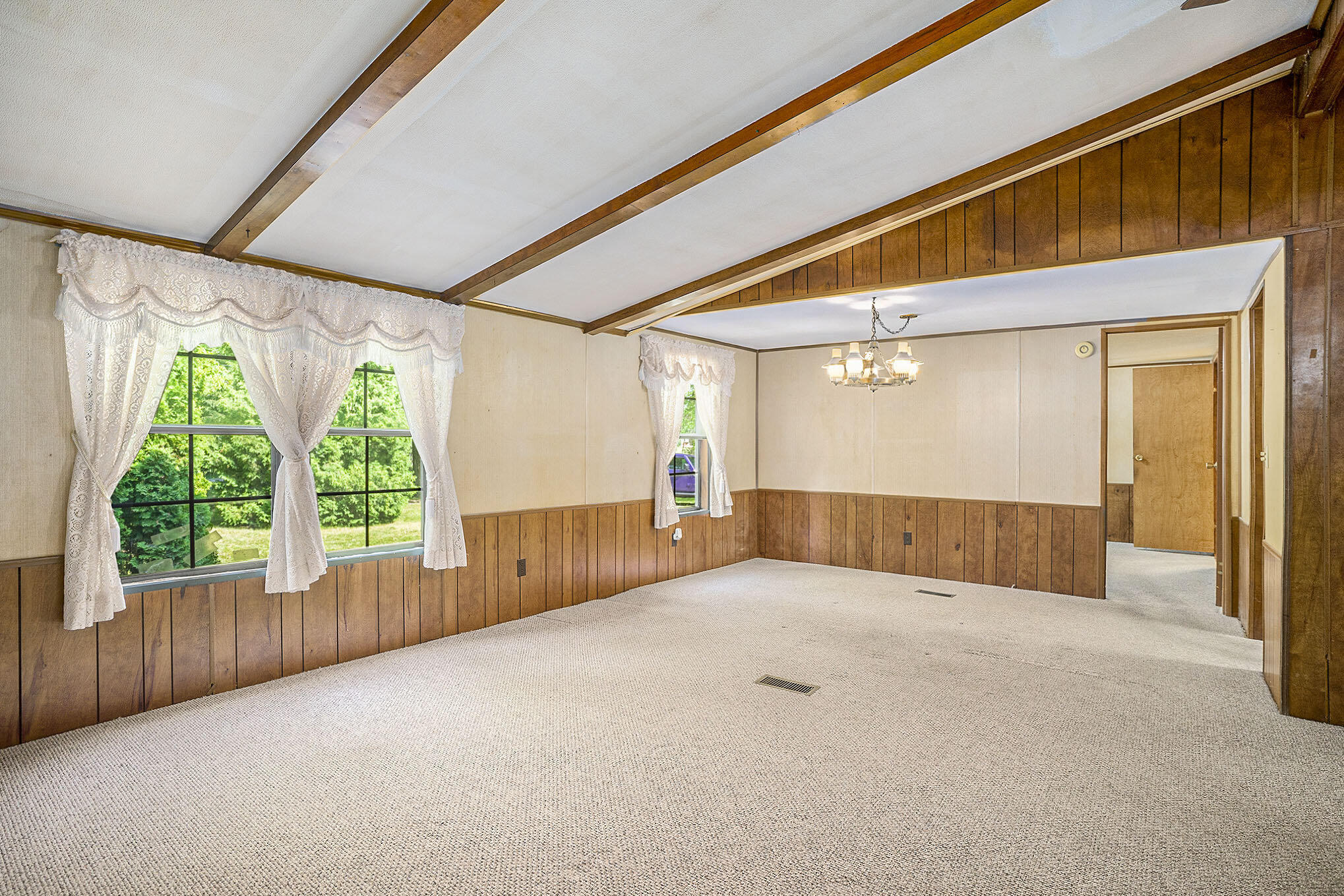 3737 Cloverville Road